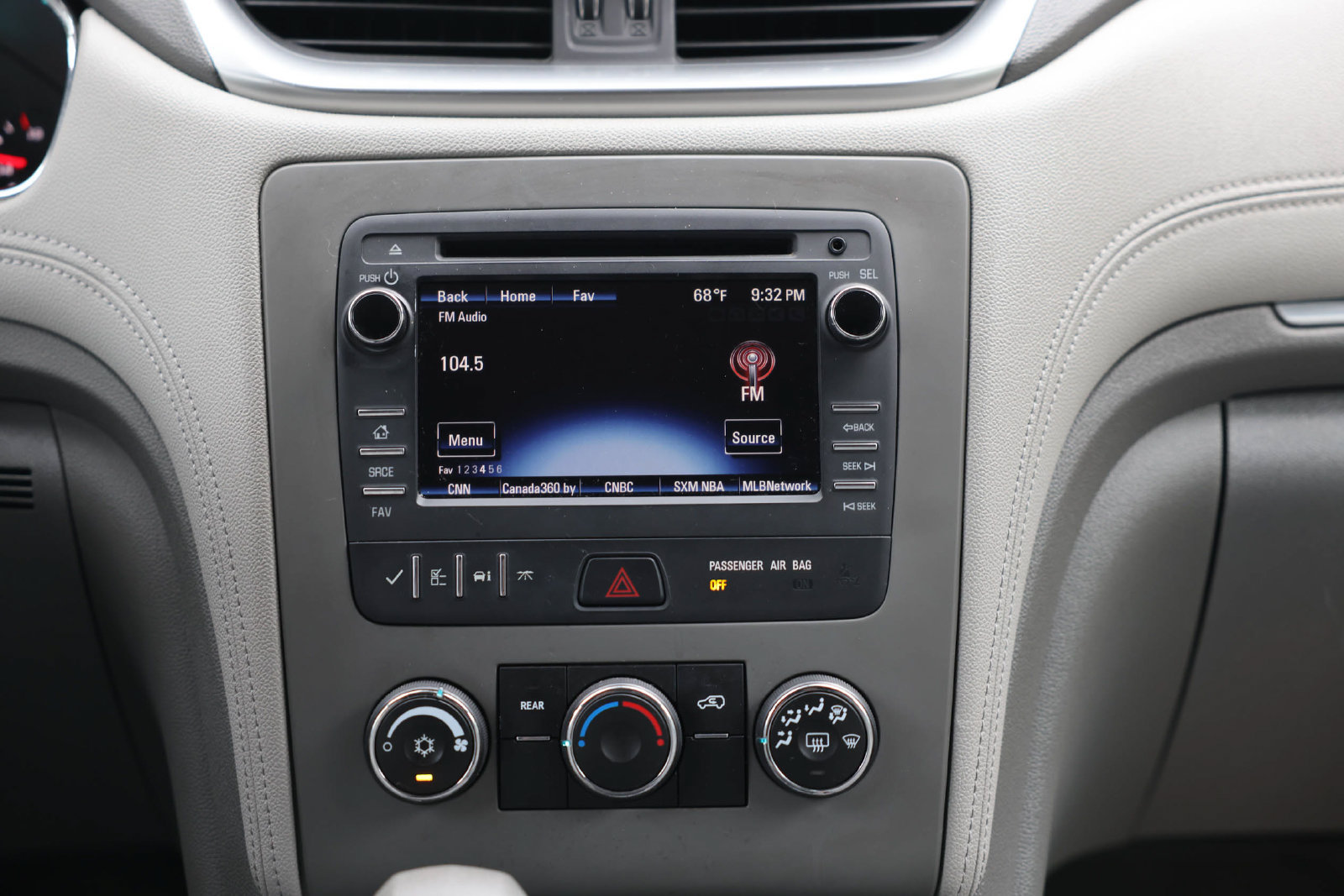 Used 2016 Chevrolet Traverse LS FWD image 28