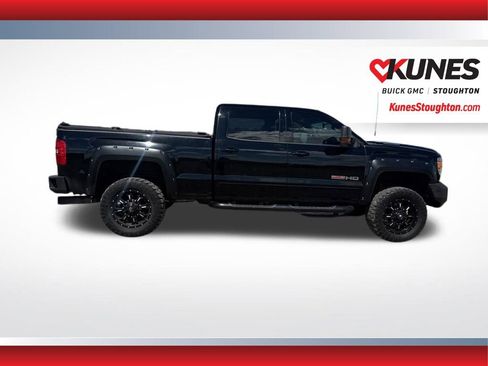 Used 2018 GMC Sierra 2500 SLT w/ Duramax Plus Package AWD/4WD image 11