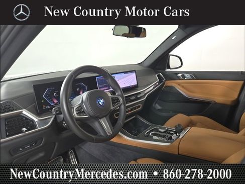 Used 2024 BMW X5 xDrive50e w/ M Sport Package image 17