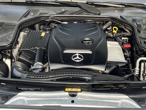 Used 2015 Mercedes-Benz C 300 4MATIC Sedan image 32