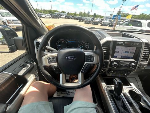 Used 2020 Ford F150 Lariat w/ Equipment Group 501A Mid AWD/4WD image 28