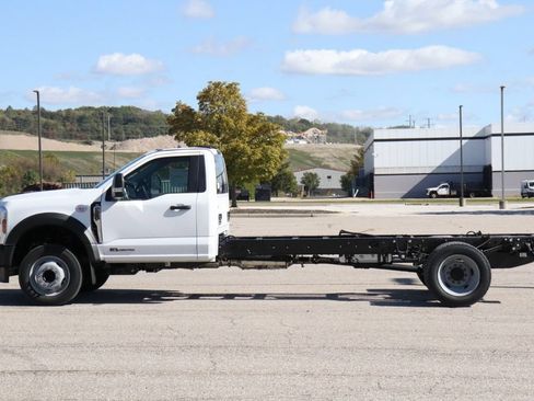 New 2026 Ford F550 2WD Regular Cab Super Duty image 5