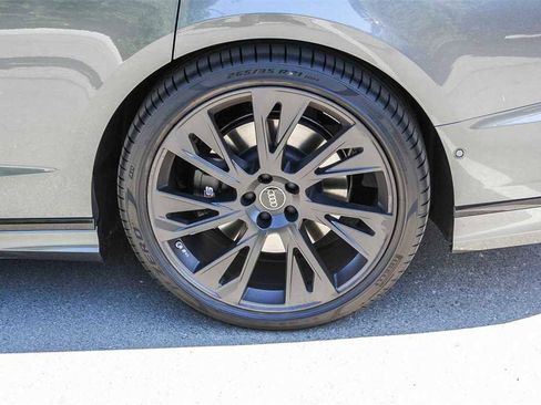 New 2025 Audi S8 image 10