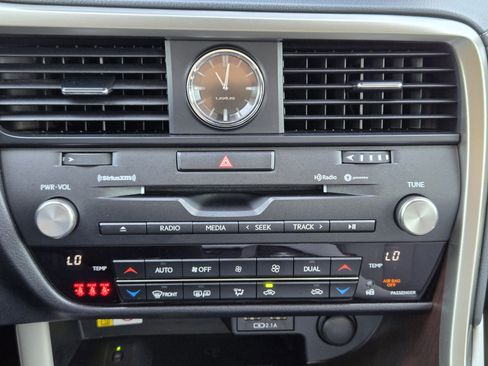 Used 2022 Lexus RX 450h w/ Premium Package image 26