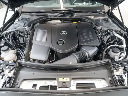 Used 2022 Mercedes-Benz C 300 Sedan image 31