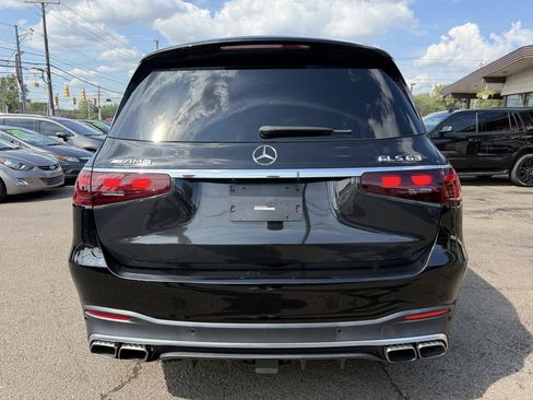 Used 2024 Mercedes-Benz GLS 63 AMG 4MATIC image 9