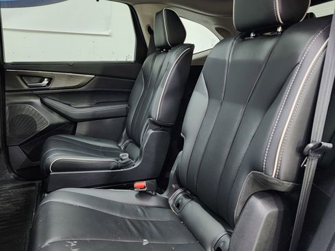 Used 2023 Acura MDX SH-AWD w/ Advance Package image 18