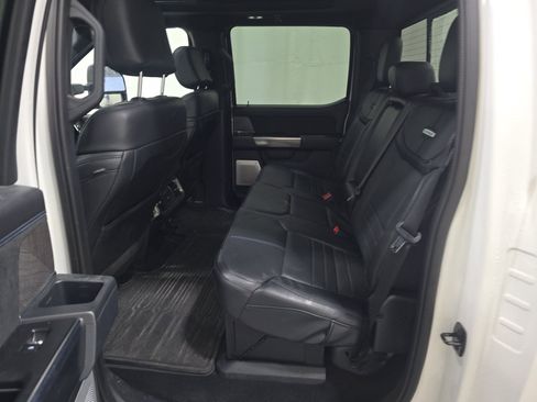 Used 2025 Ford F250 Platinum image 12