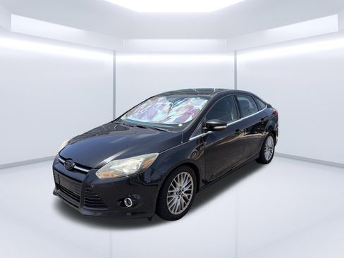 Used 2014 Ford Focus Titanium FWD image 1