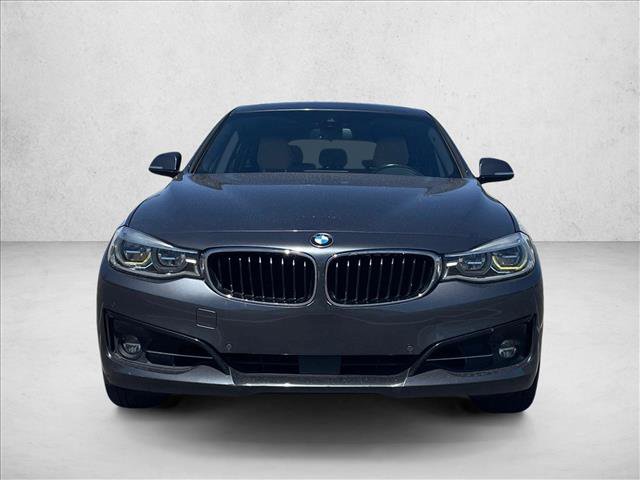 Used 2018 BMW 330i Gran Turismo xDrive AWD/4WD image 2
