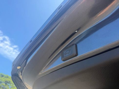 Used 2017 Toyota RAV4 XLE FWD image 18