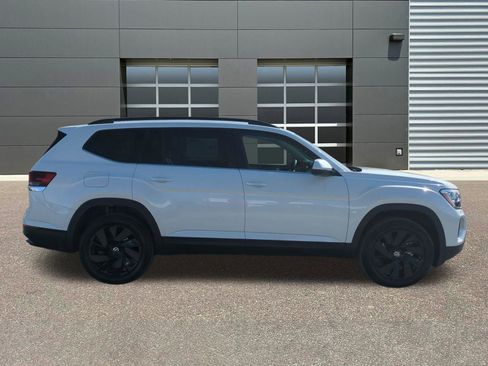 New 2026 Volkswagen Atlas SE image 6