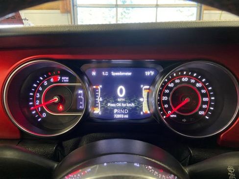 Used 2020 Jeep Wrangler Unlimited Rubicon w/ Dual Top Group image 17