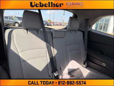 Used 2021 Honda Pilot Touring image 8