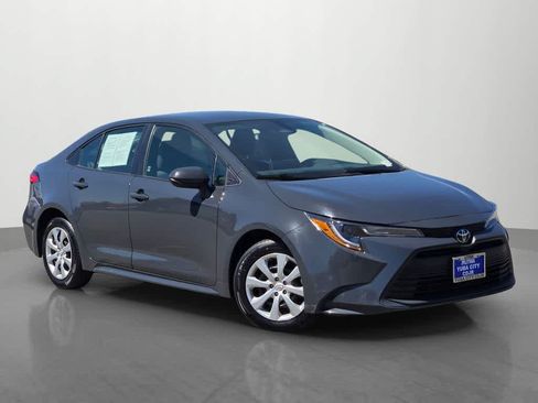 Used 2024 Toyota Corolla LE FWD image 8