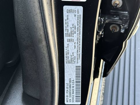 Used 2021 RAM 1500 Limited AWD/4WD image 43