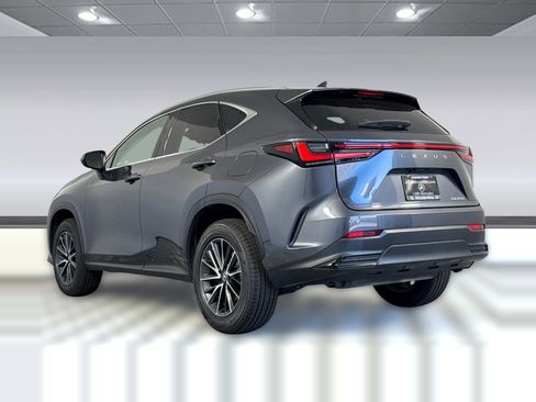 Used 2024 Lexus NX 250 FWD image 3