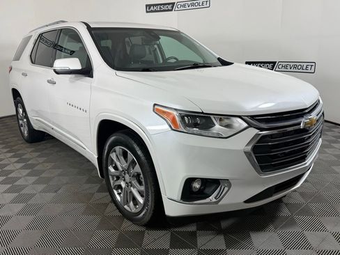 Used 2021 Chevrolet Traverse Premier w/ LPO, Floor Liner Package AWD/4WD image 8