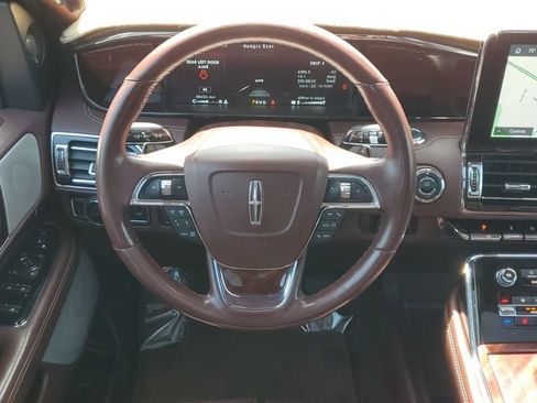 Used 2021 Lincoln Navigator L Black Label AWD/4WD image 35