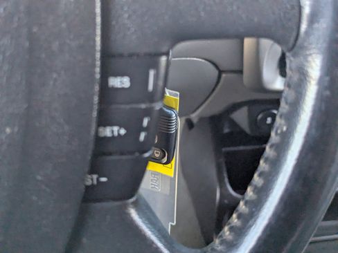 Used 2011 Ford Ranger XLT image 22