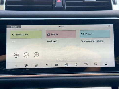 Used 2020 Land Rover Range Rover Sport HST image 16