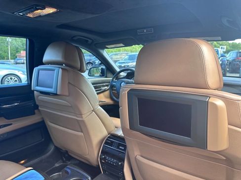 Used 2012 BMW ALPINA B7 xDrive LWB image 28
