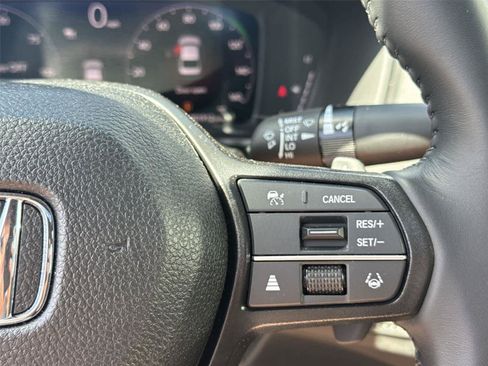 Used 2025 Honda Accord Sport image 21