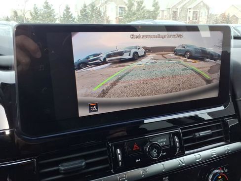 New 2026 Nissan Pathfinder SV image 10