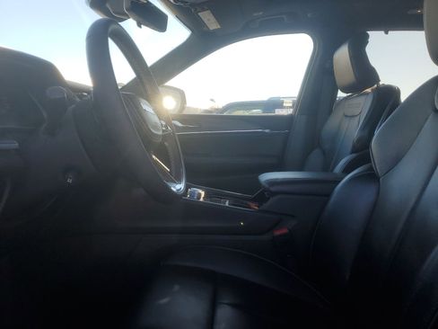 Used 2023 Jeep Grand Cherokee Overland w/ Luxury Tech Group IV image 8