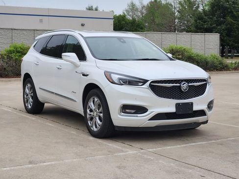 Used 2021 Buick Enclave Avenir w/ Avenir Technology Package image 3