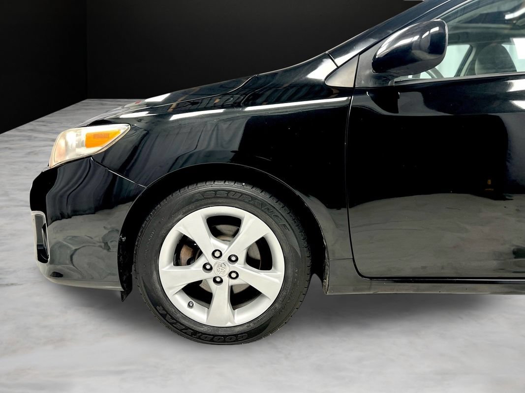 Used 2011 Toyota Corolla LE w/ Premium Pkg FWD image 12