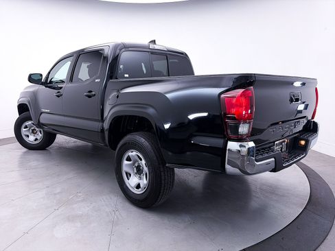 Used 2023 Toyota Tacoma SR5 RWD image 2