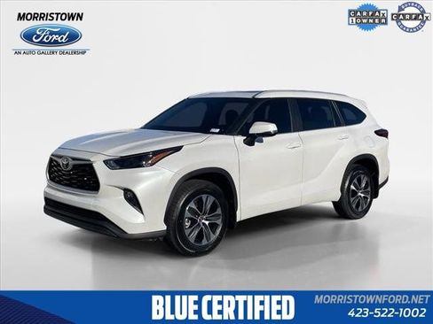 Used 2024 Toyota Highlander XLE image 1