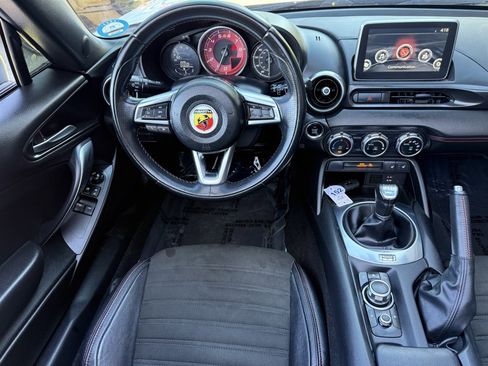 Used 2017 FIAT 124 Spider Abarth image 23