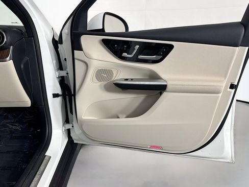 Certified 2026 Mercedes-Benz GLC 300 image 23