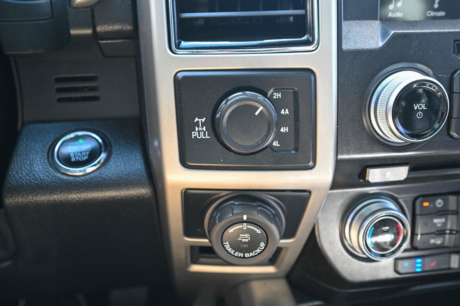 Certified 2018 Ford F150 Lariat w/ Equipment Group 502A Luxury AWD/4WD image 36