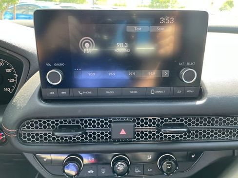 Used 2024 Honda HR-V Sport image 8