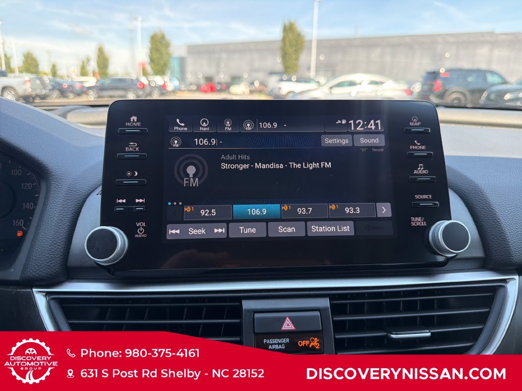 Used 2021 Honda Accord Touring image 18