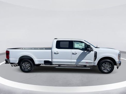 New 2026 Ford F250 2WD Crew Cab Super Duty image 3