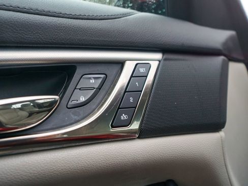 Used 2017 Cadillac CTS Sedan w/ Seating Package image 18