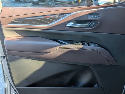 Used 2023 Cadillac Escalade ESV V w/ Heavy-Duty Trailer Package image 14