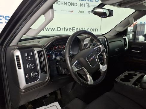 Used 2017 GMC Sierra 2500 SLE w/ HD SLE Preferred Plus Package AWD/4WD image 13