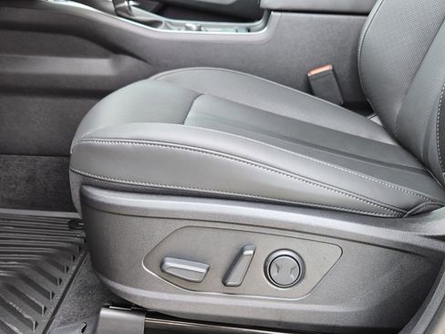 New 2026 Kia Sorento EX w/ EX Premium Package FWD image 19