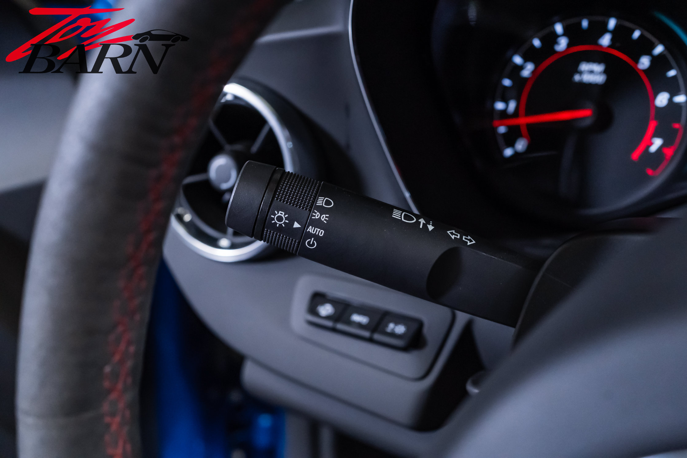 Used 2018 Chevrolet Camaro ZL1 RWD image 42