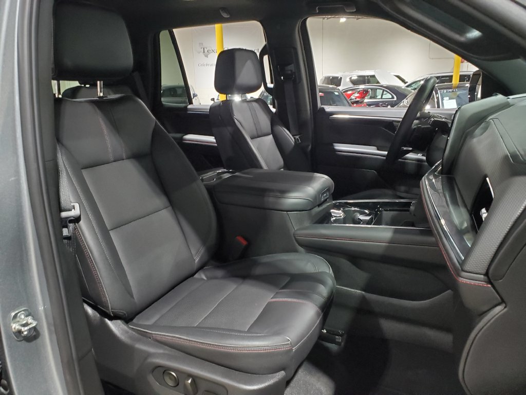 Used 2026 Chevrolet Tahoe RST w/ Comfort Package RWD image 14