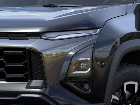 New 2026 Chevrolet Equinox ACTIV w/ Convenience Package III image 10