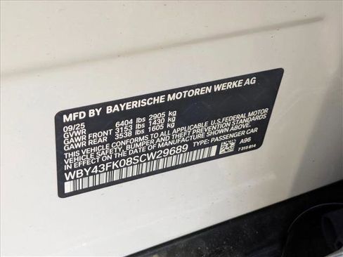 New 2025 BMW i5 M60 w/ Premium Package image 17