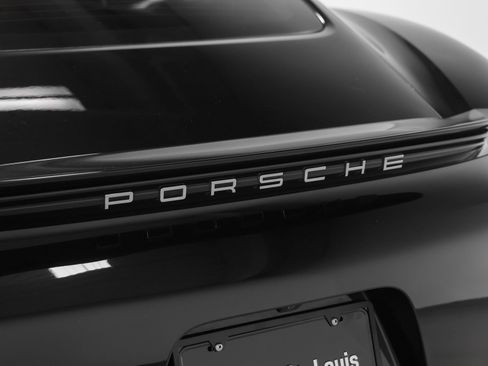 Certified 2022 Porsche 718 Cayman RWD image 19