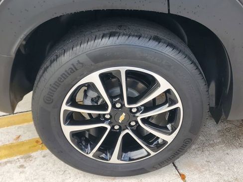 Certified 2024 Chevrolet TrailBlazer LT w/ LT Cold Weather Package FWD image 7