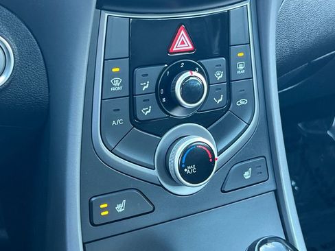 Used 2015 Hyundai Elantra Sport image 16